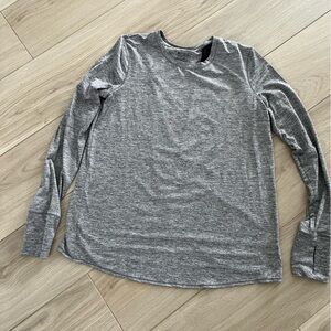 athleta Gray Long Sleeve Women's Top
